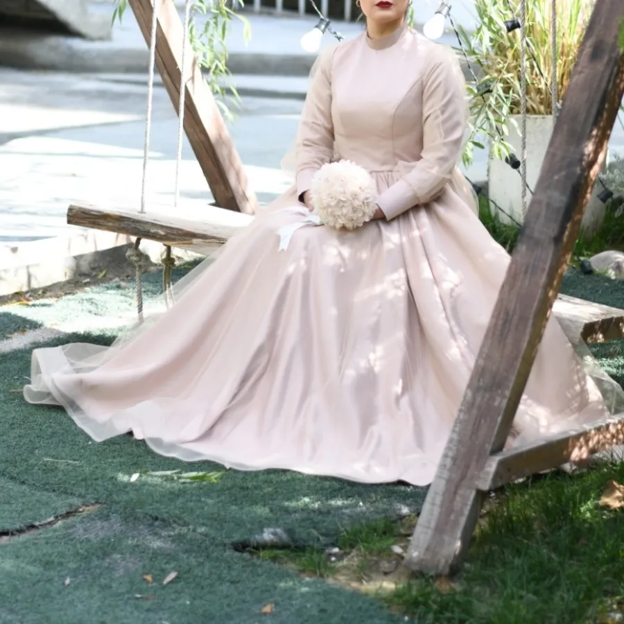 لباس عقد عروسی مجلسی