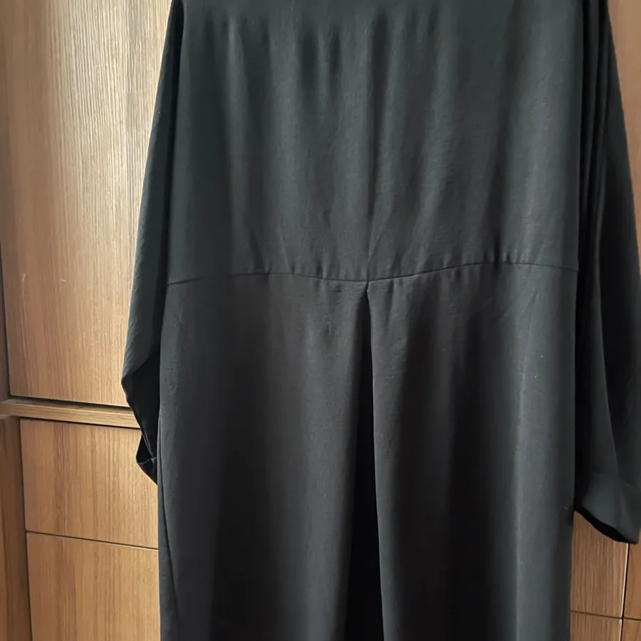 مانتو ابروبادی