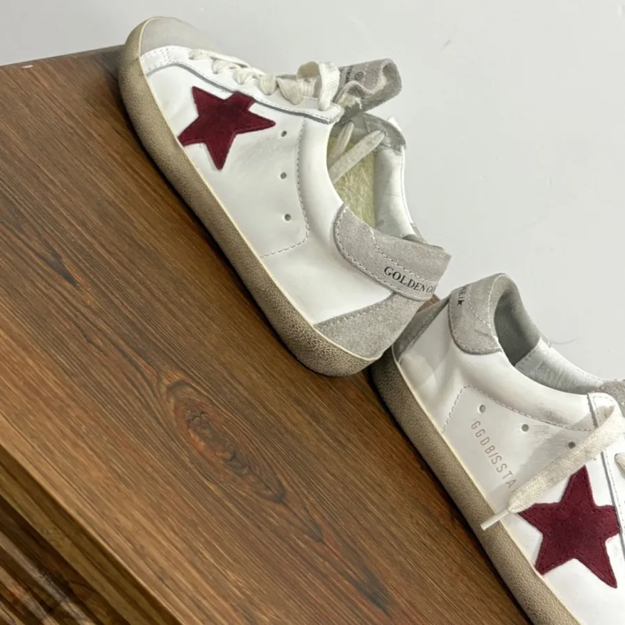 اسنیکرز golden goose