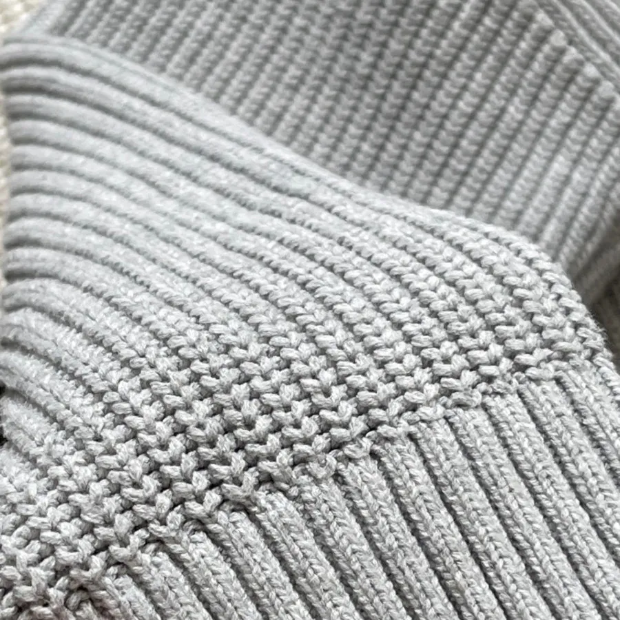 پلیور جین وست