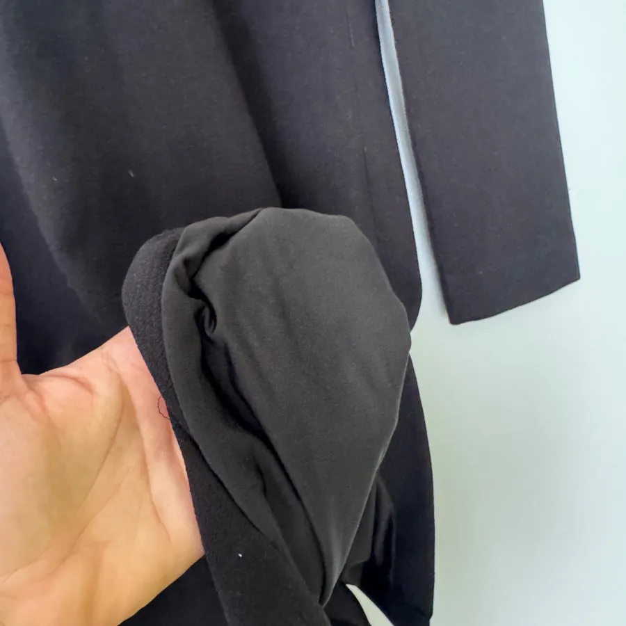 پیراهن مشکی کرم