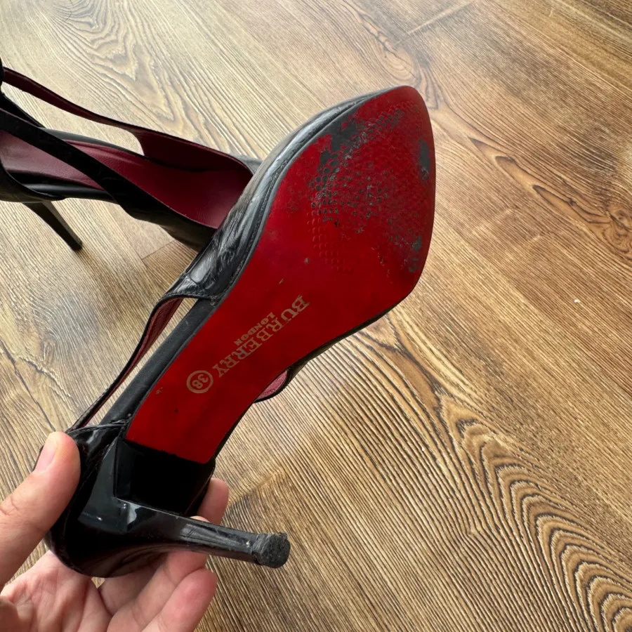 کفش چرم افتاب