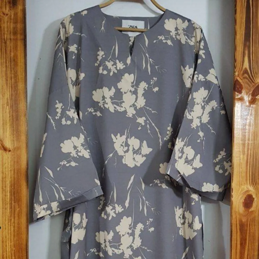 پیراهن مانتویی