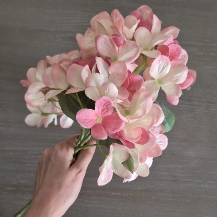 گل مصنوعی هورتانسیا