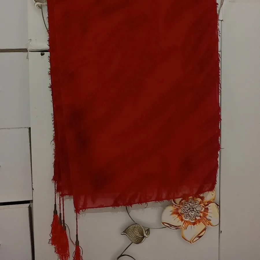 شال یاخما قرمز