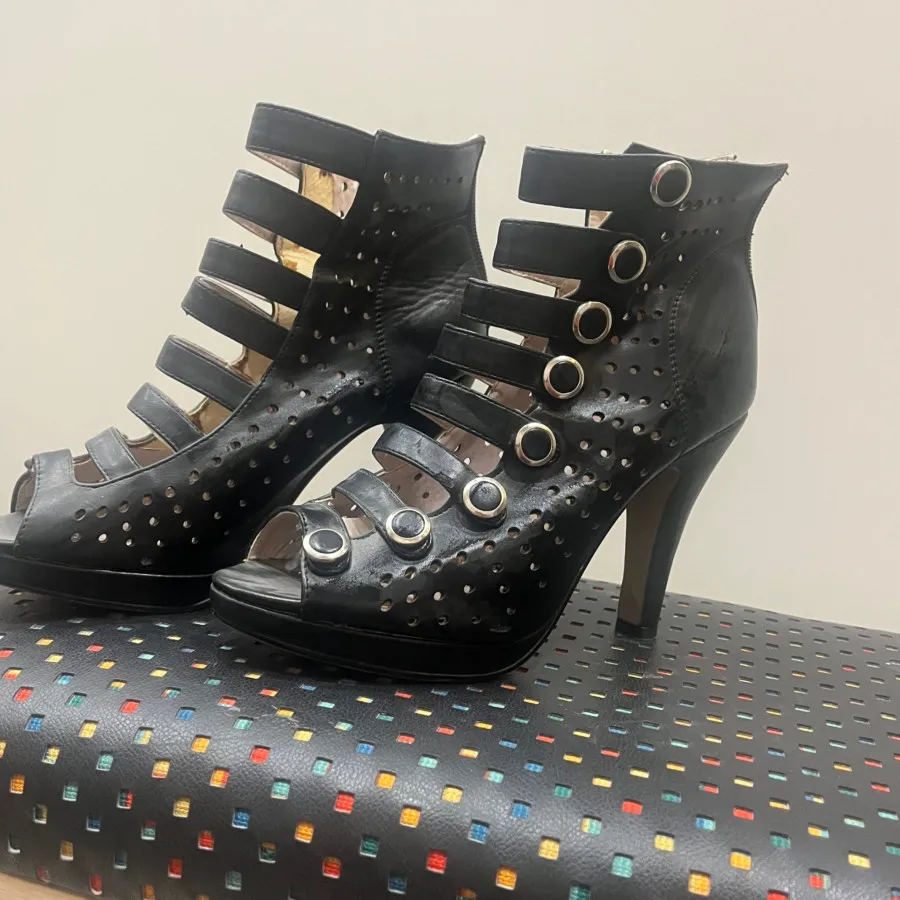 کفش مجلسی چرم