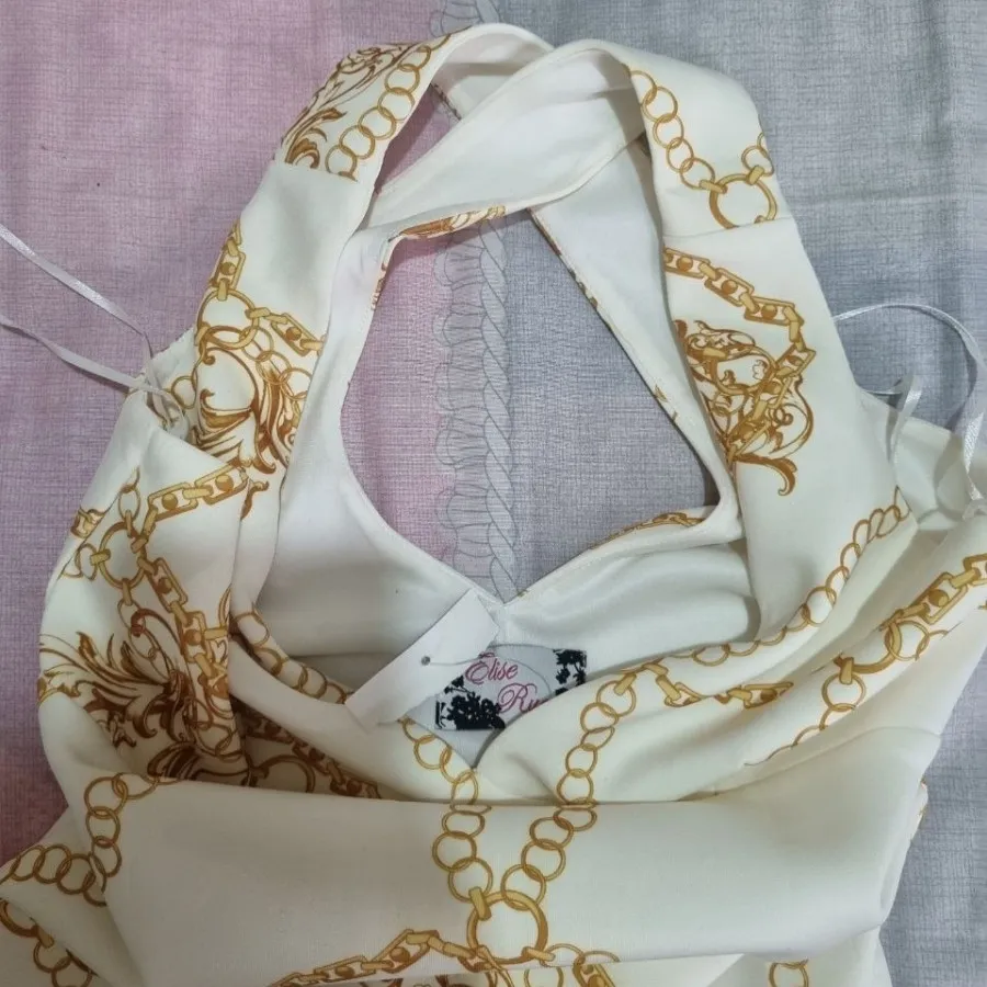 پیراهن مجلسی سفید طلایی