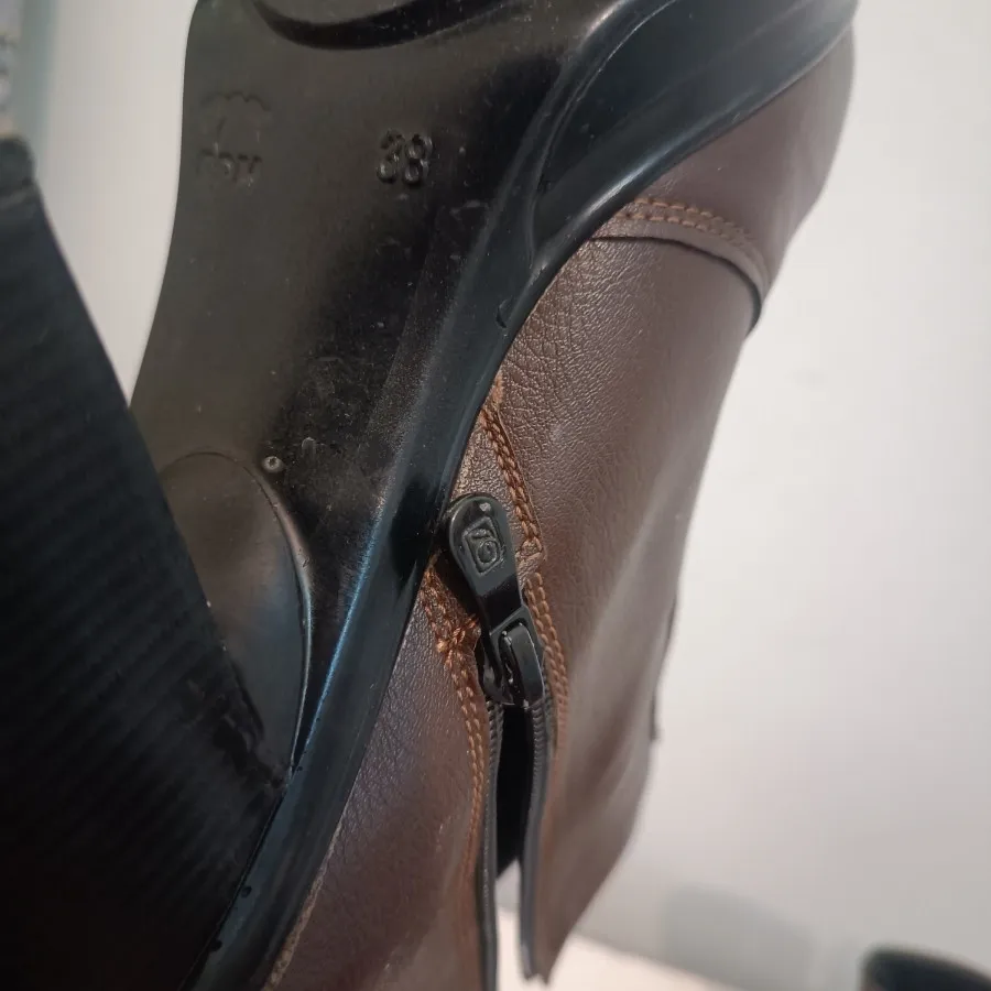 نیم بوت چکمه مجلسی