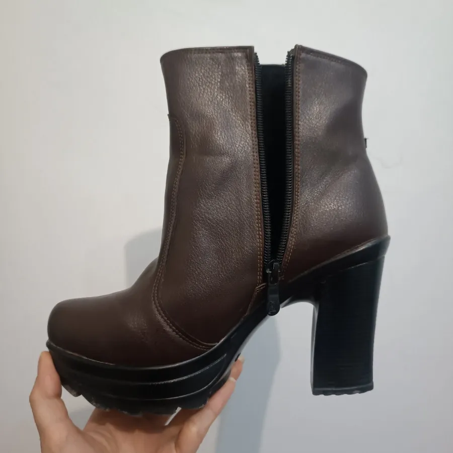 نیم بوت چکمه مجلسی