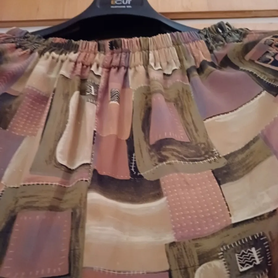 شلوار و تاپ