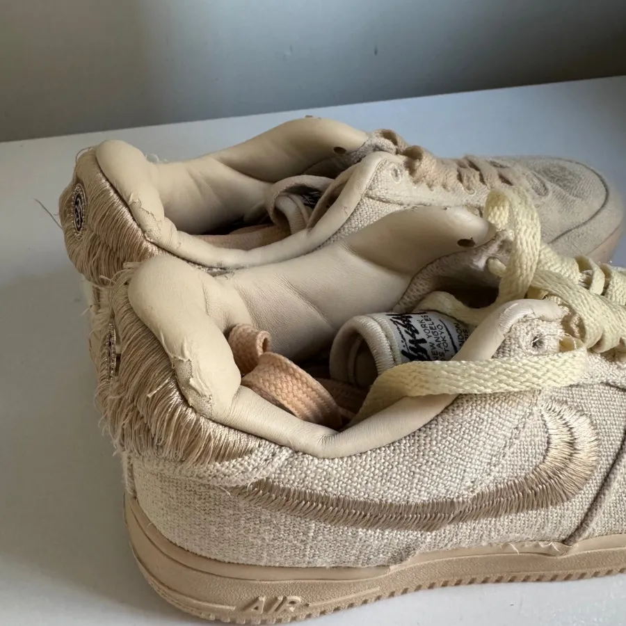 کتونی کرم نایک