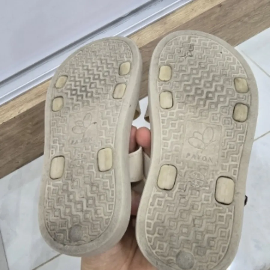 صندل دخترانه