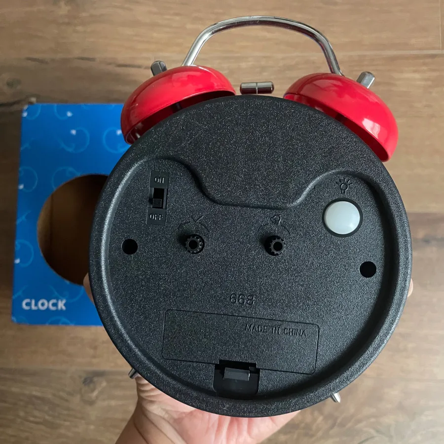 ساعت مردعنکبوتی