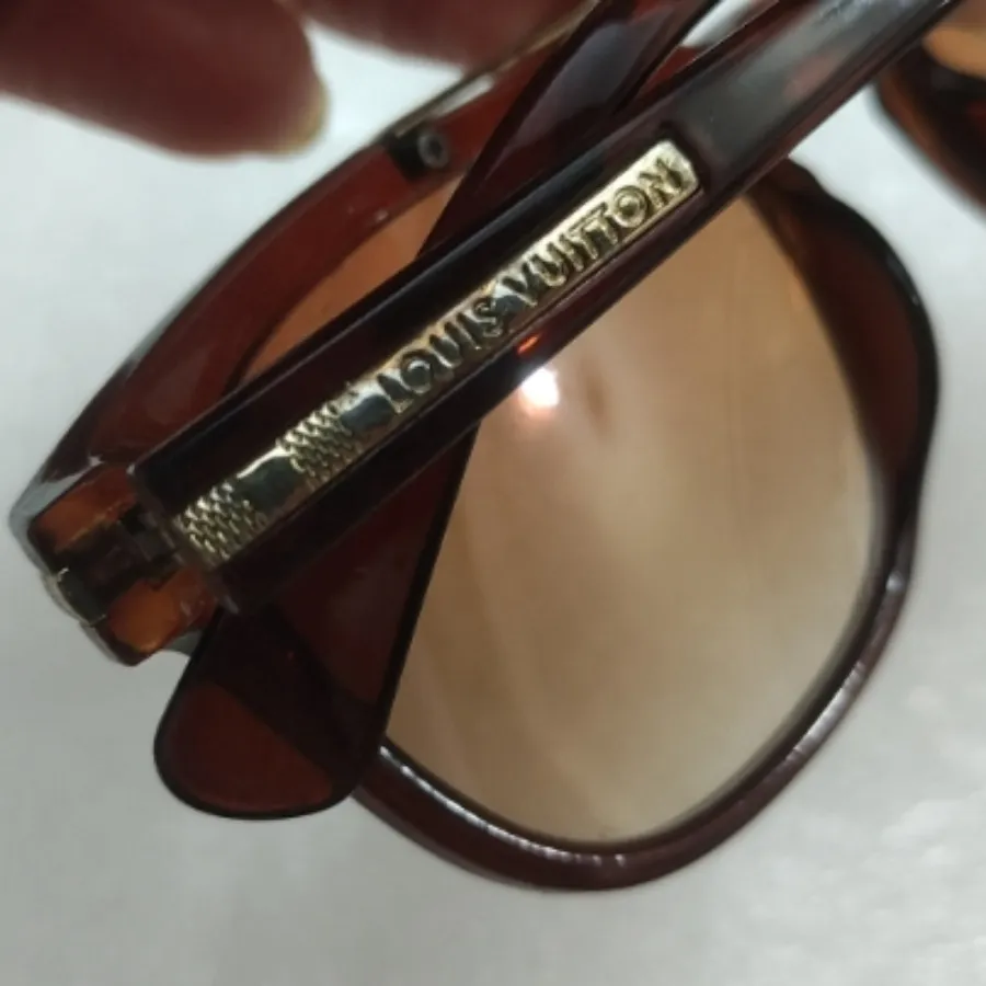 عینک افتابی زیبا