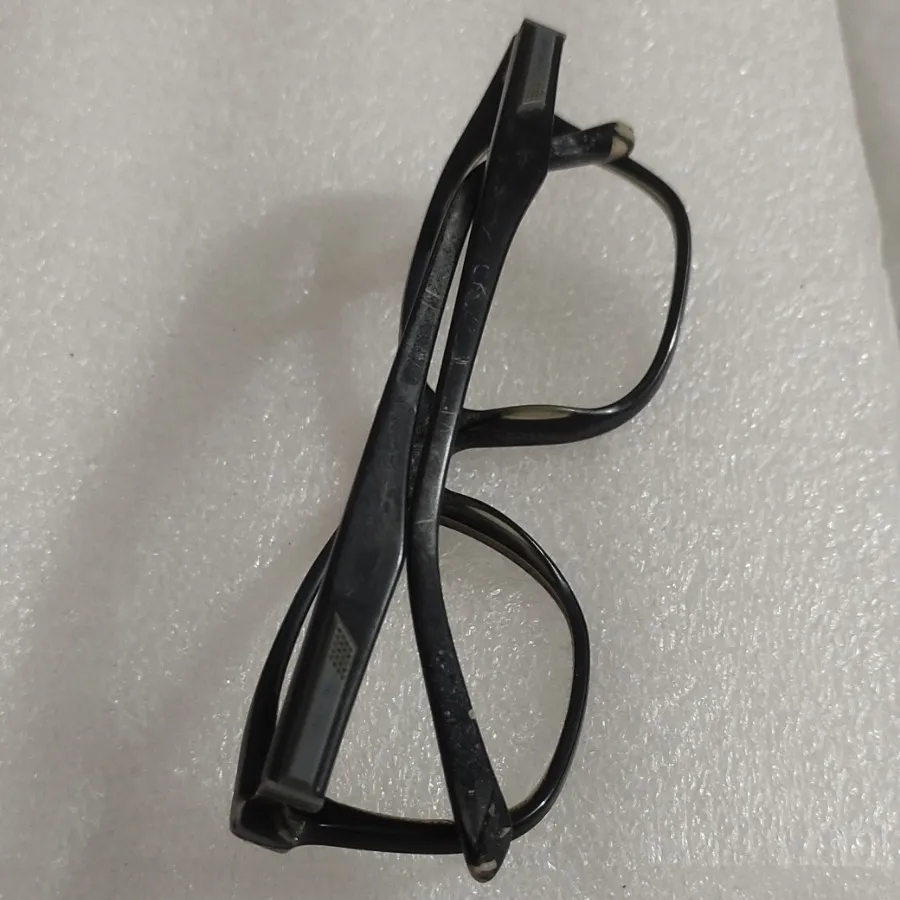 عینک طبی کارکرده