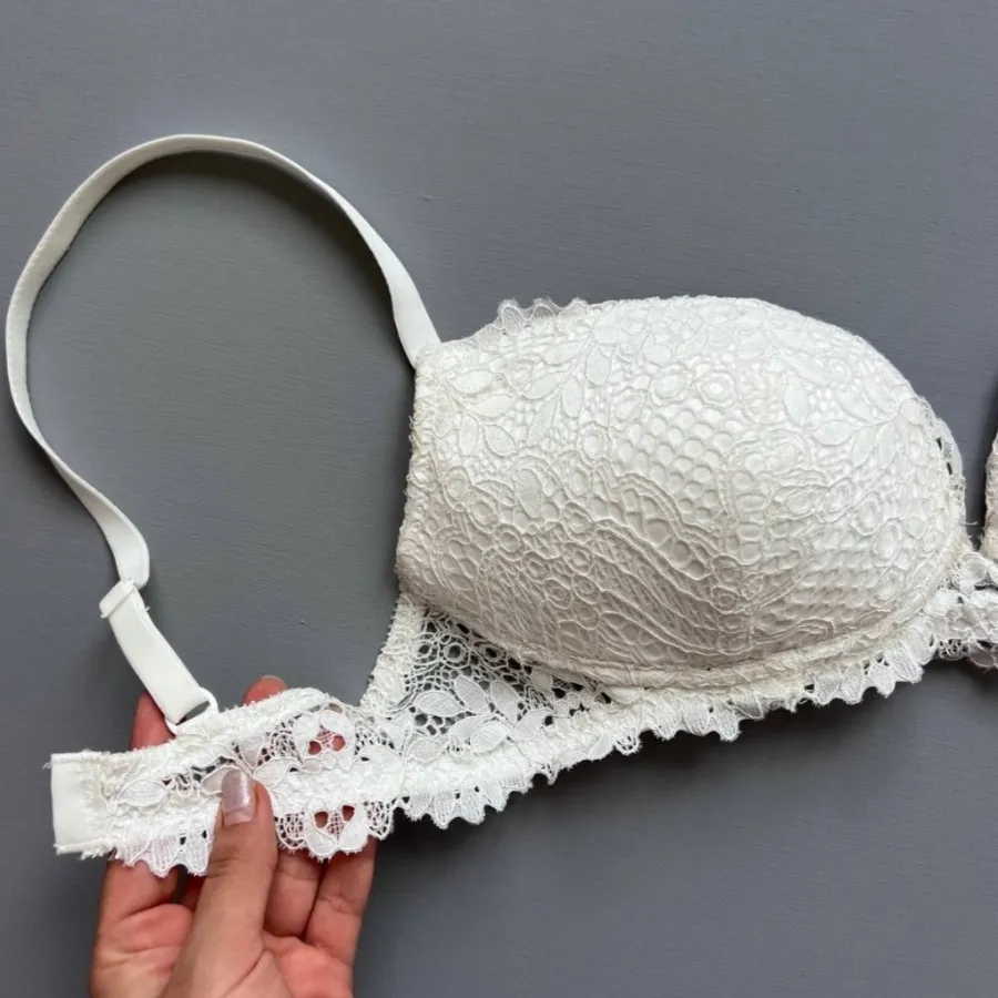 سوتین برند Etam فرانسه