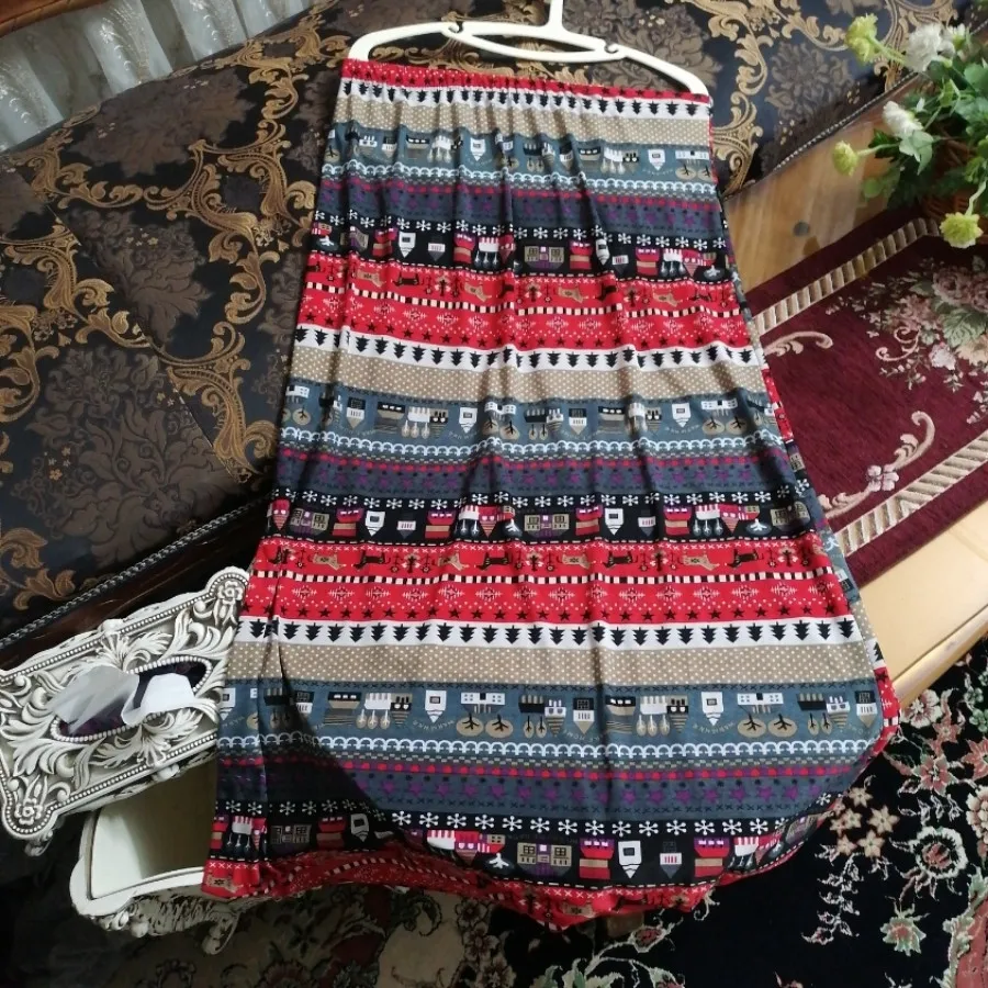 دامن طرح دار