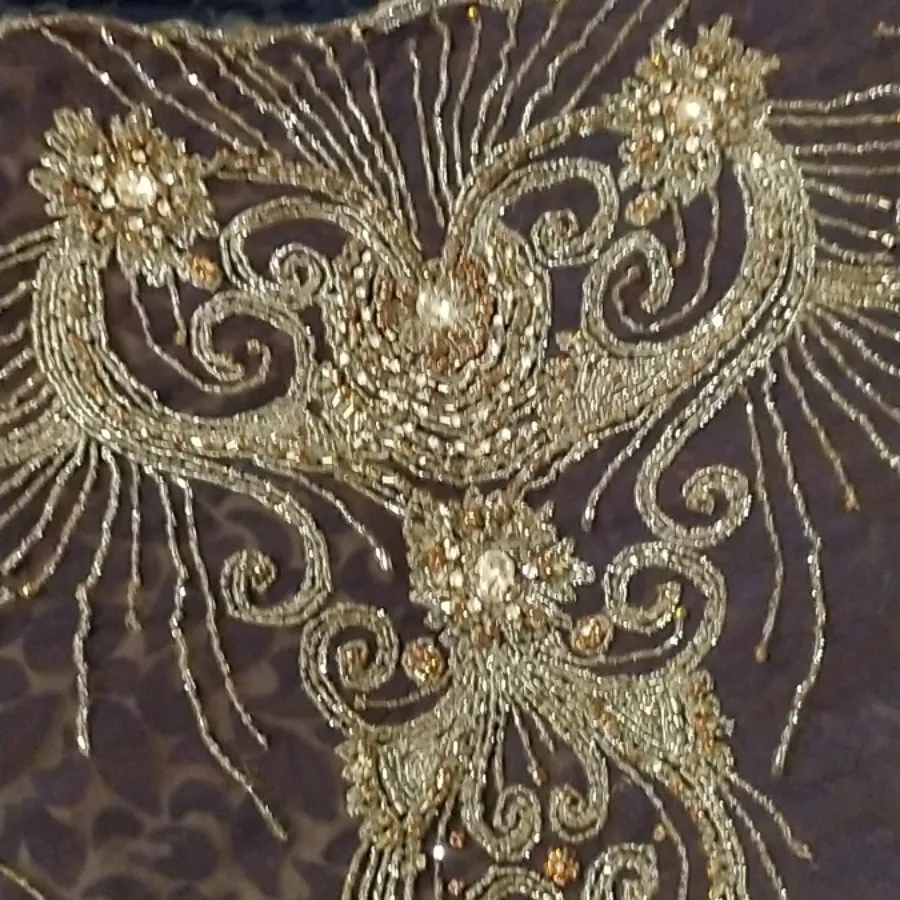 پنل سنگ دوزی بالا تنه