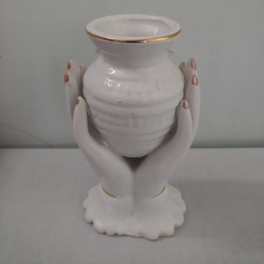 گلدان دست دلبر