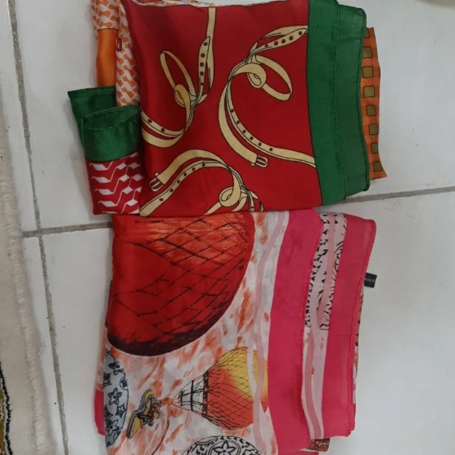 روسری ب رررند