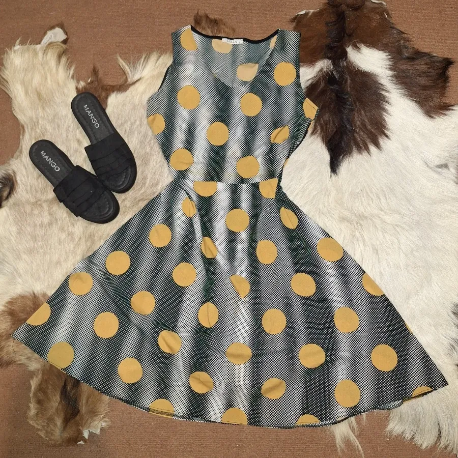 پیراهن عروسکی 100