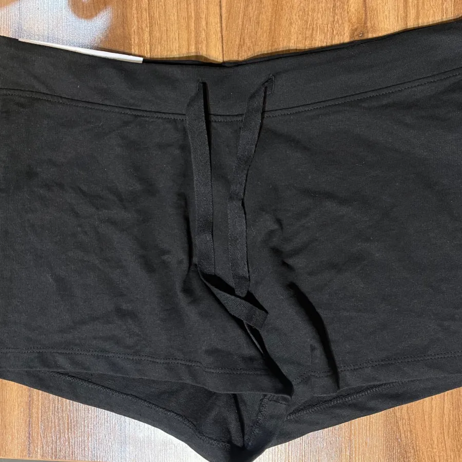 شورتک کتان نخ Esmara