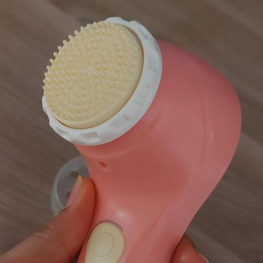 فیس واش و براش ریل تکنیک