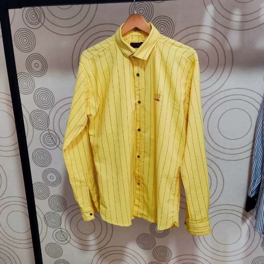 پیراهن مردانه