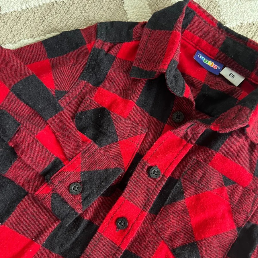 پیراهن چهارخونه