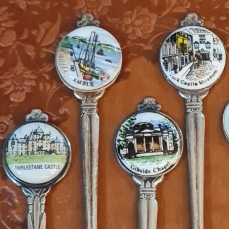 قاشق مارکدار