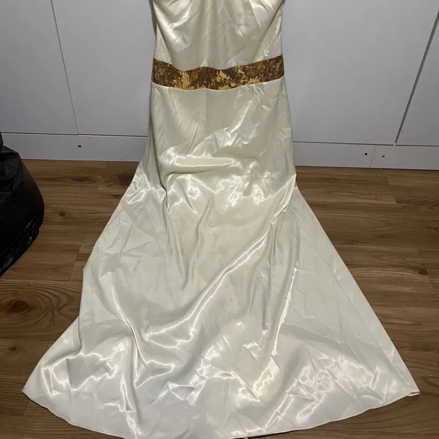 پیراهن مجلسی