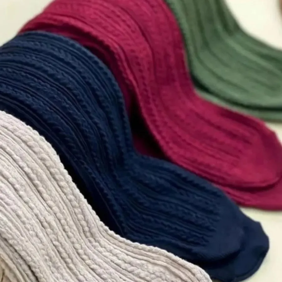 جوراب شلواری گندمی