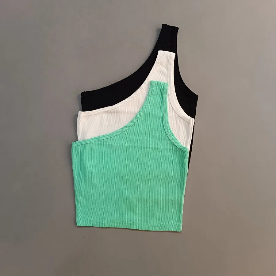 کراپ تاپ رومی