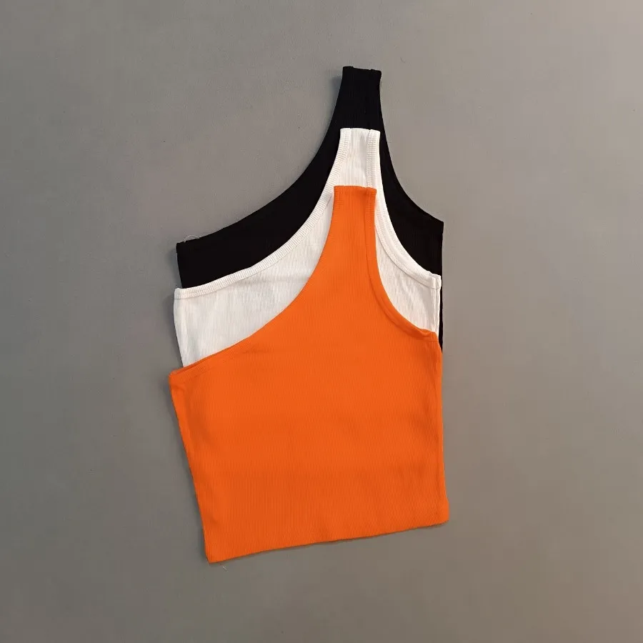 کراپ تاپ رومی