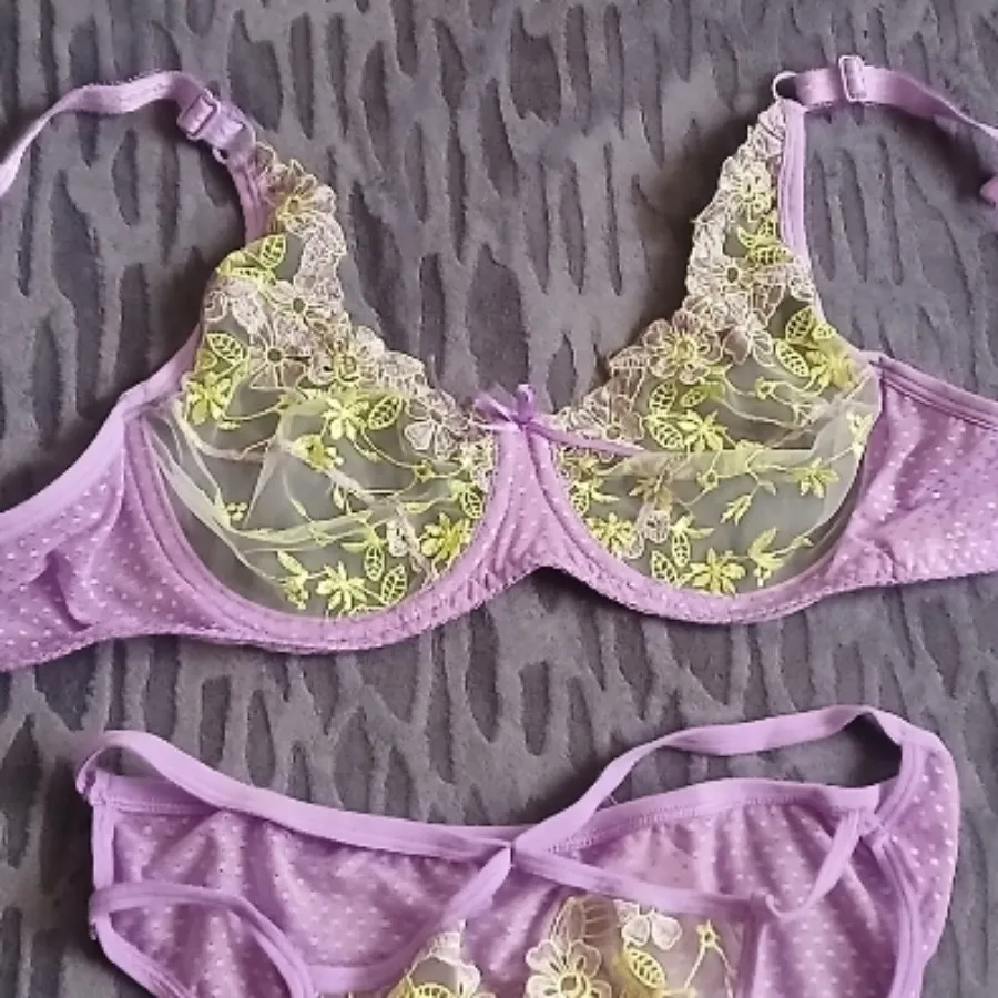 ست شورت و سوتین