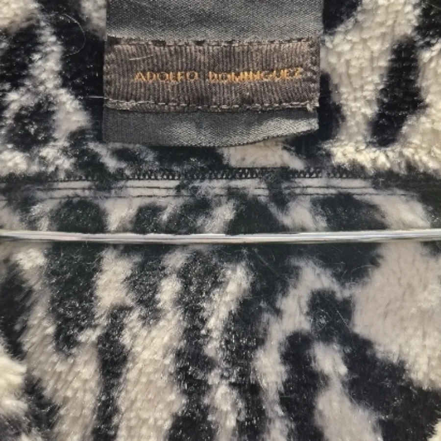 پالتو برندadolfo