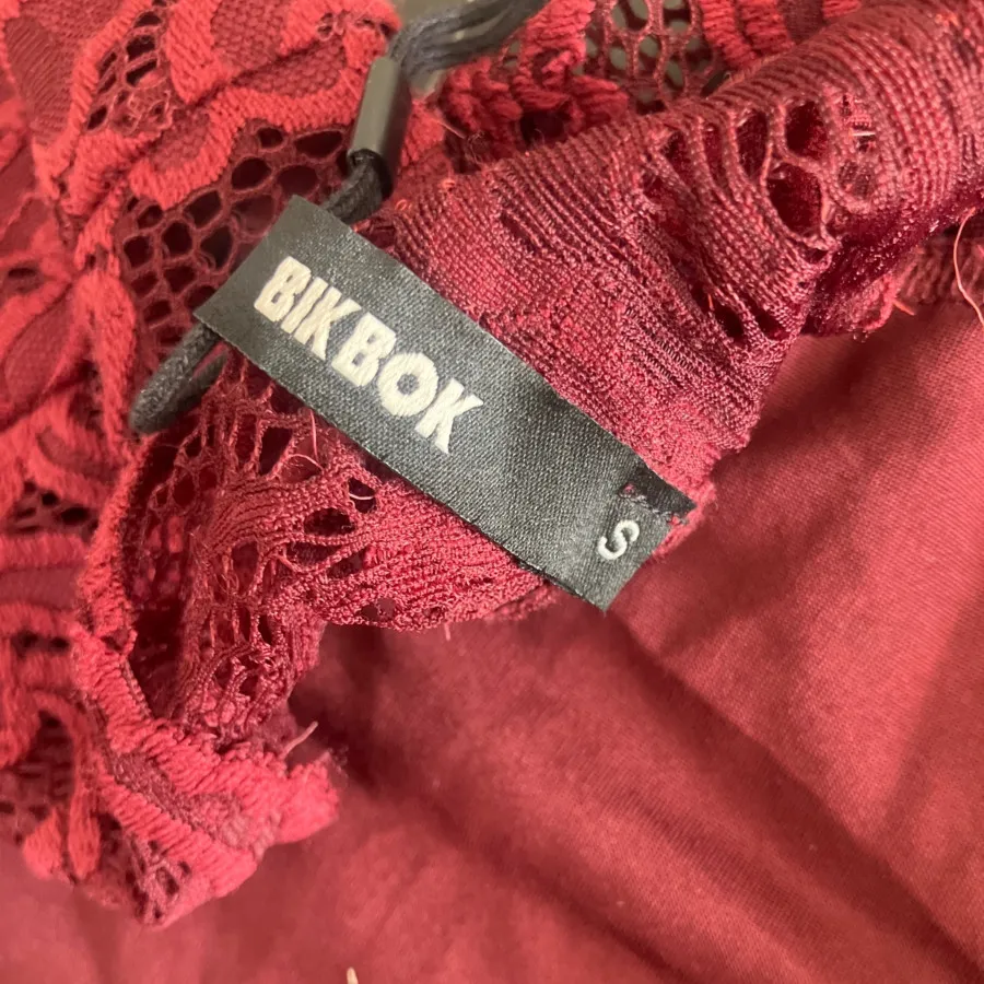 پیراهن پشت باز