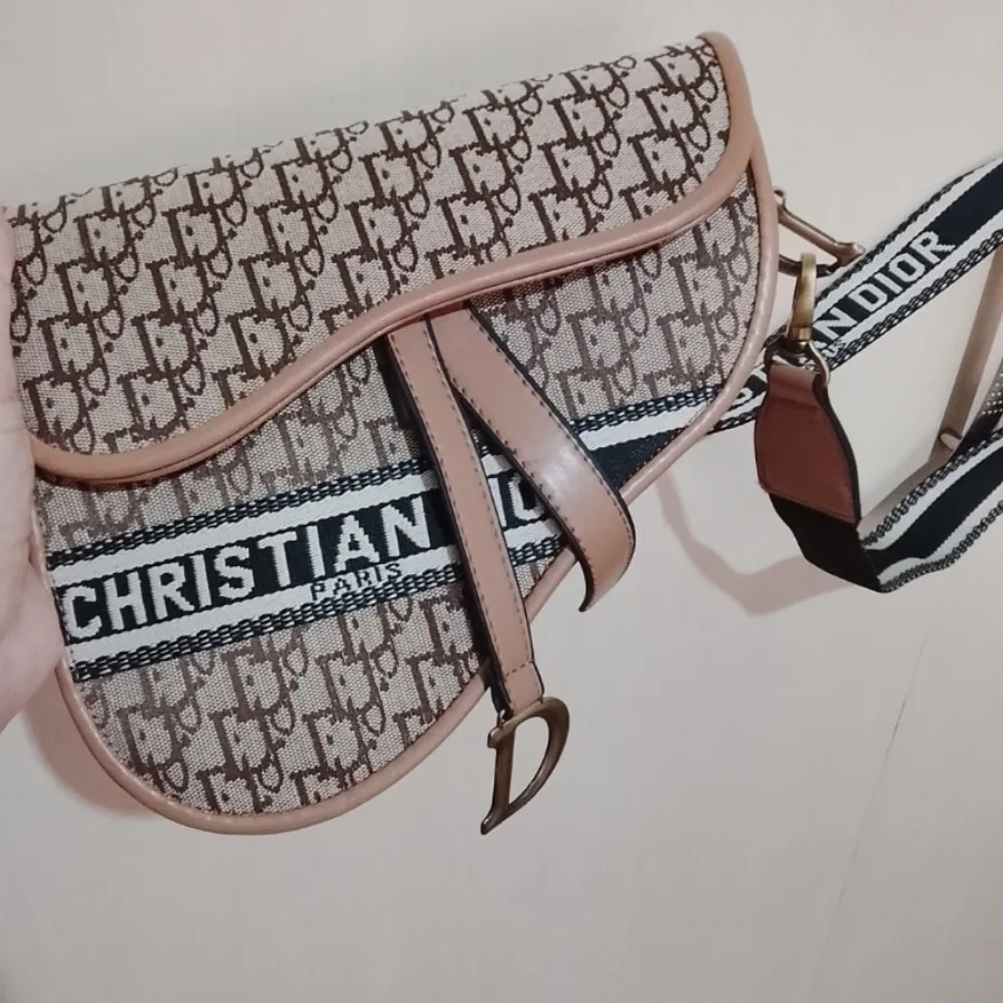 کیف طرح دیور