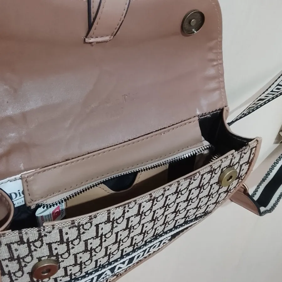 کیف طرح دیور