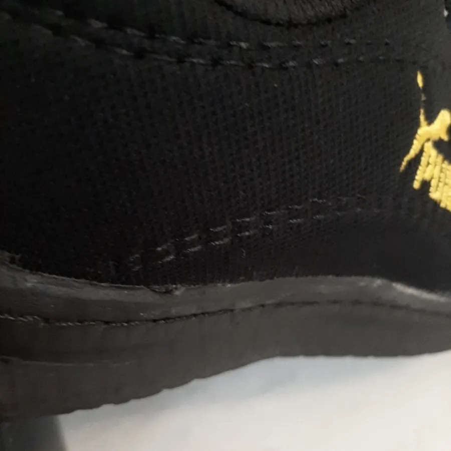 کفش کتونی سایز 39