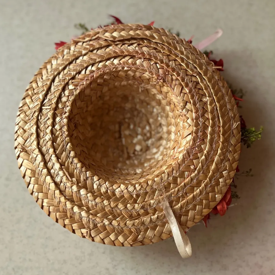 آویز در دیوار کوب