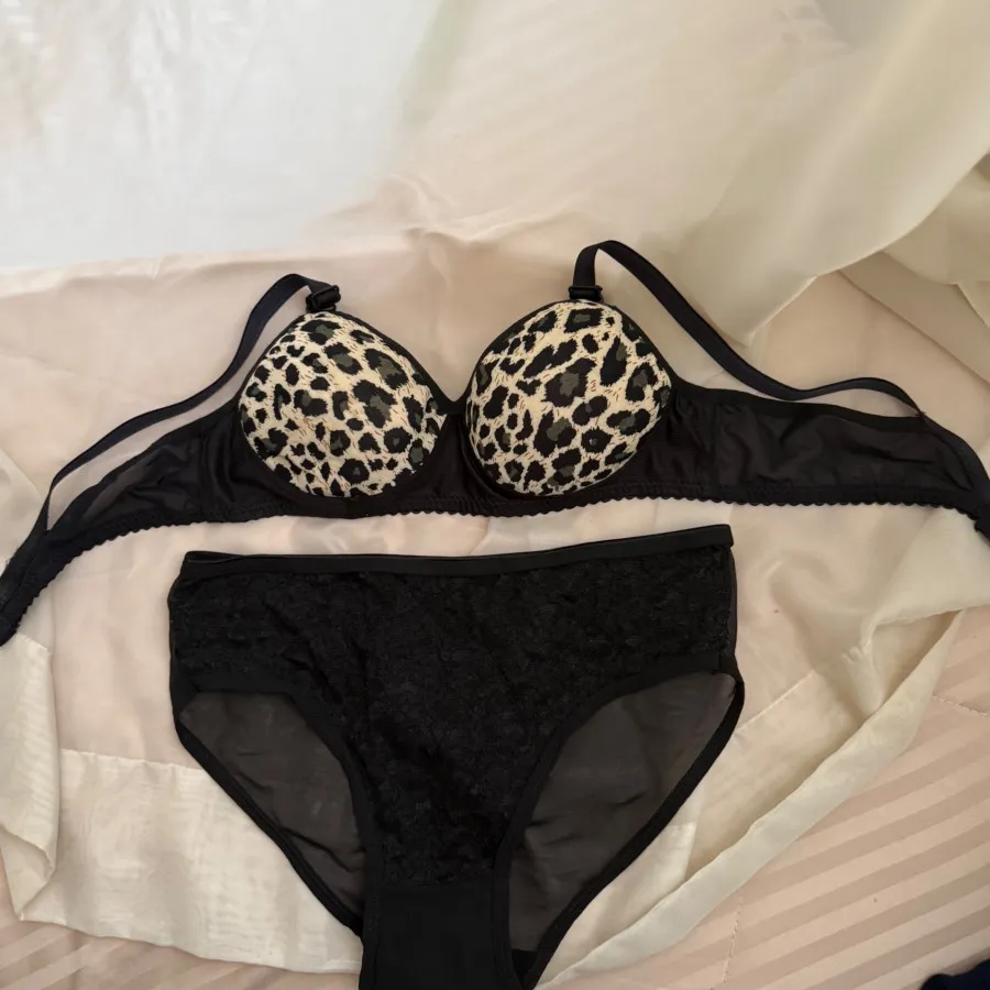 ست لباس زیر