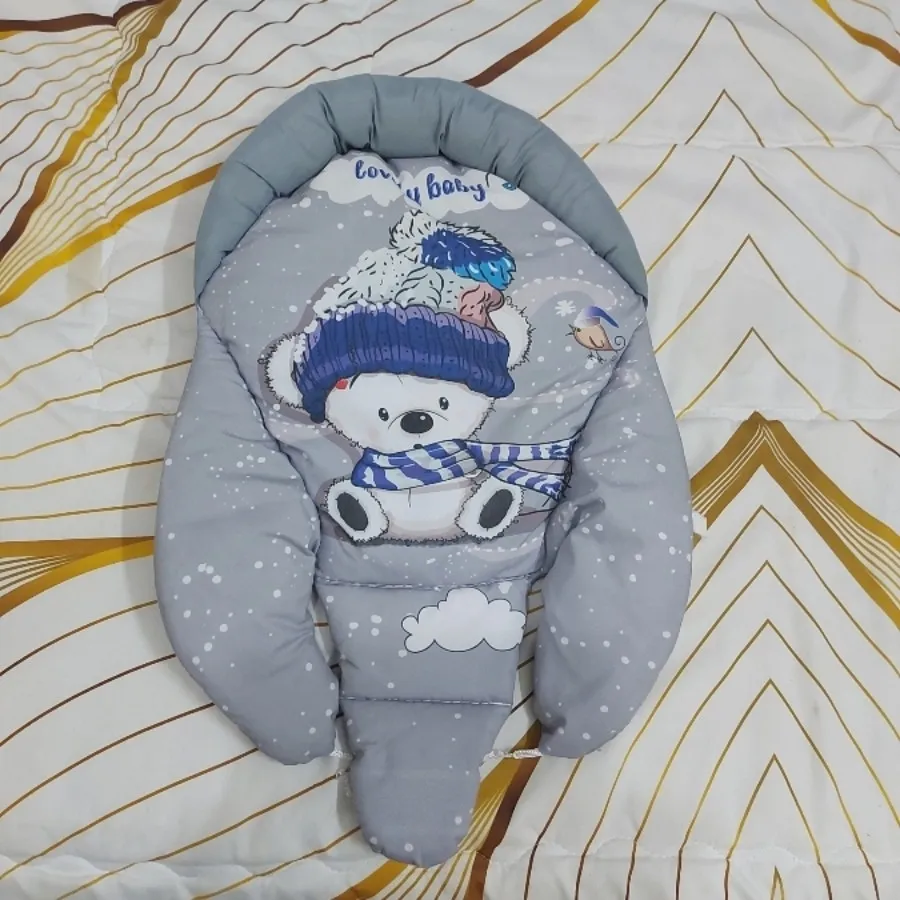 تشک گارد دار و متکی +اغوش