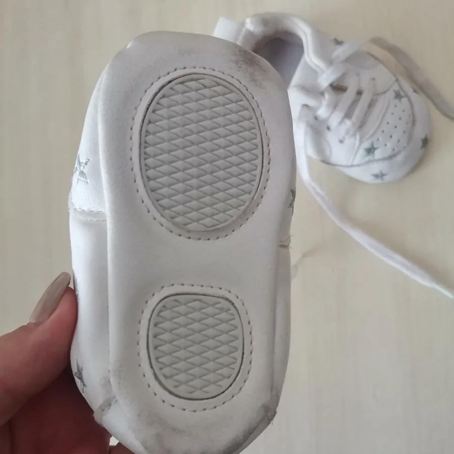 پاپوش نوزادی