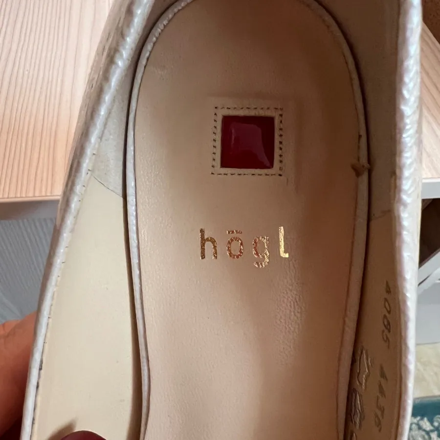 کفش hugel اتریش