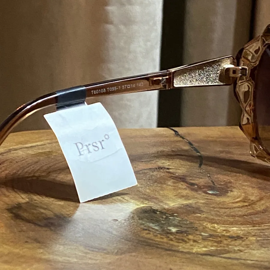 عینک قهوه‌ای