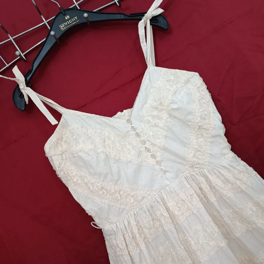 پیراهن مجلسی پیراهن ساحلی