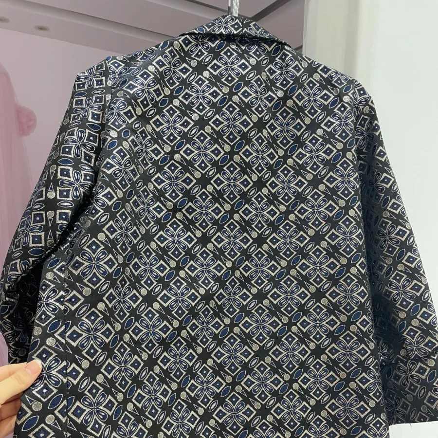 مانتو ژاکارد