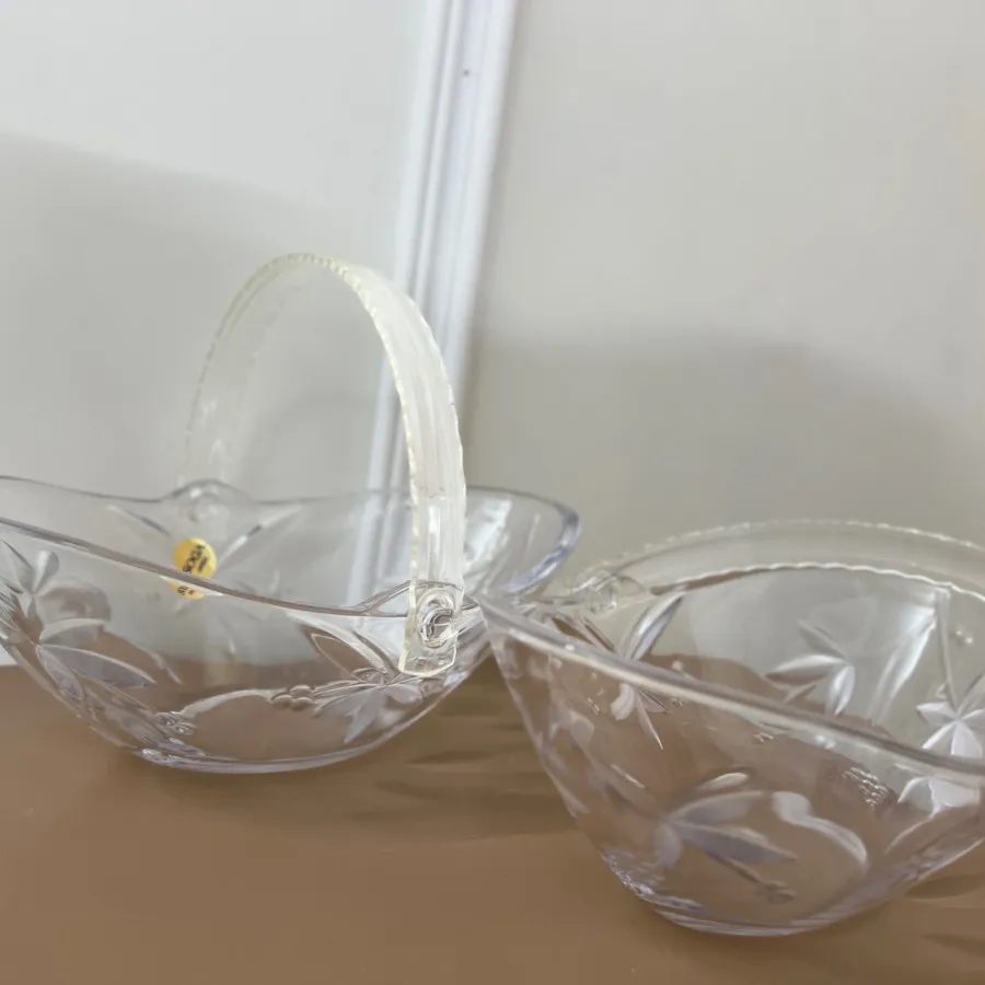 دوعدد شکلات خوری سوگا