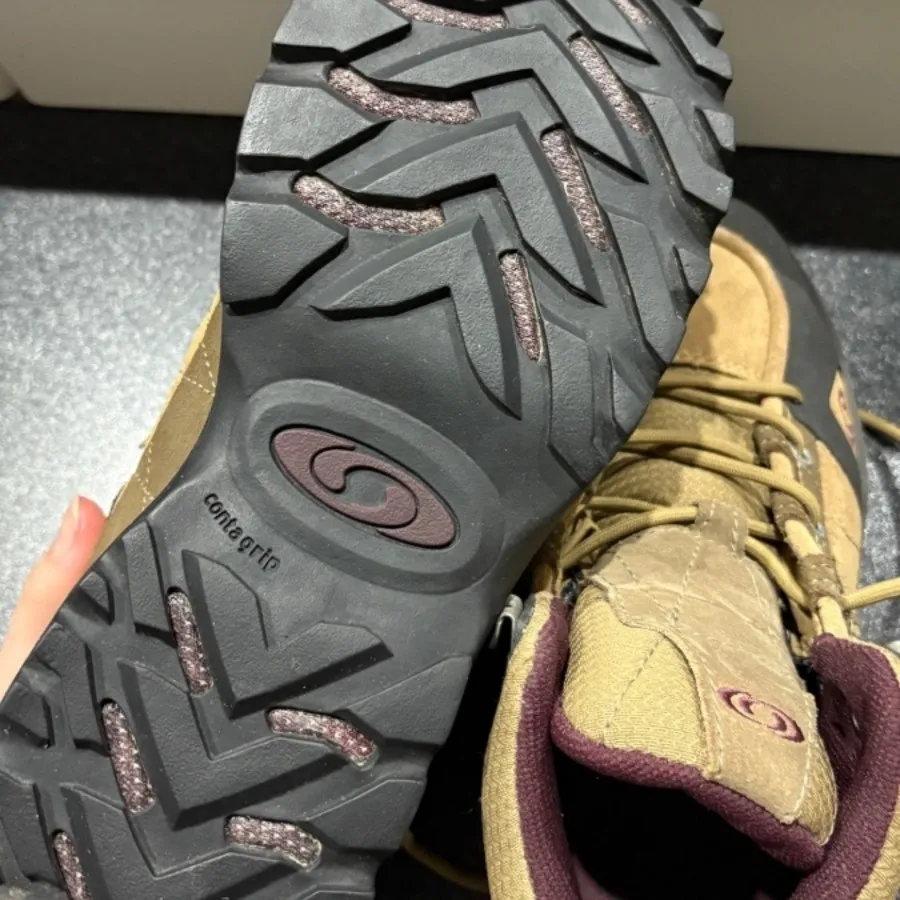 کفش کوهنوردی برند سالامون